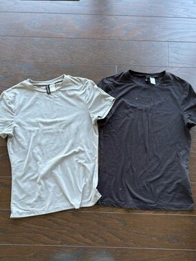 Basic Crew Neck Tees — Black & Light Gray